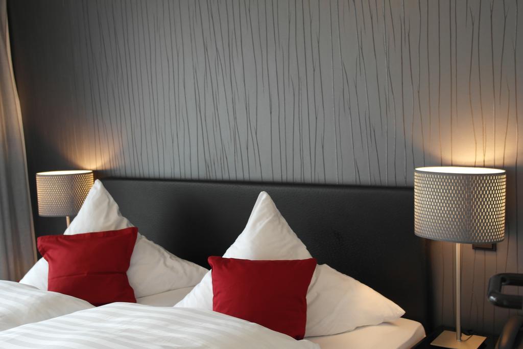 Hotel Blauer Fasan 비에스무르 외부 사진